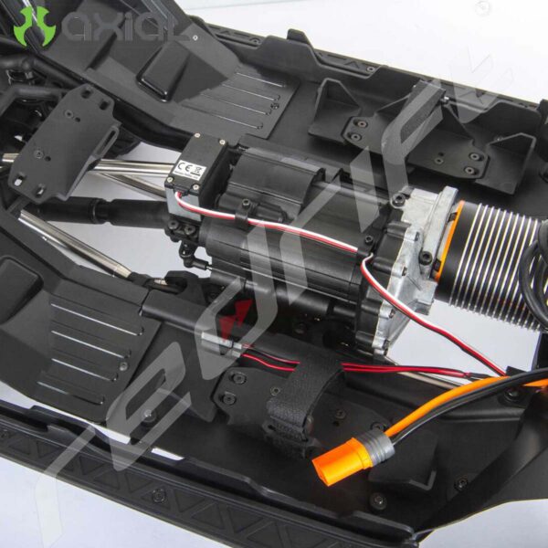 AXIAL: 1/6 SCX6 Jeep JLU Wrangler 4X4 Rock Crawler RTR: Silver - Image 18