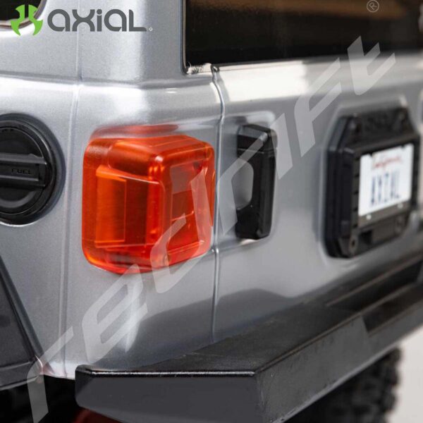 AXIAL: 1/6 SCX6 Jeep JLU Wrangler 4X4 Rock Crawler RTR: Silver - Image 13