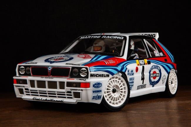 Radio vadāms modelis saskaņā ar "Martini Racing" dizainu, lielākais veikals Latvijā RCDrift.