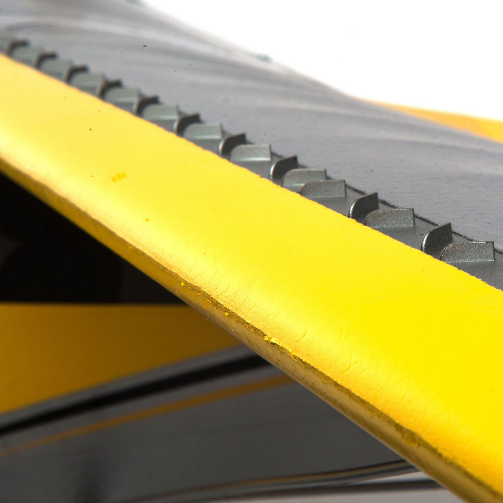 HobbyZone: Carbon Cub S 2 1.3m RTF Basic - Image 9